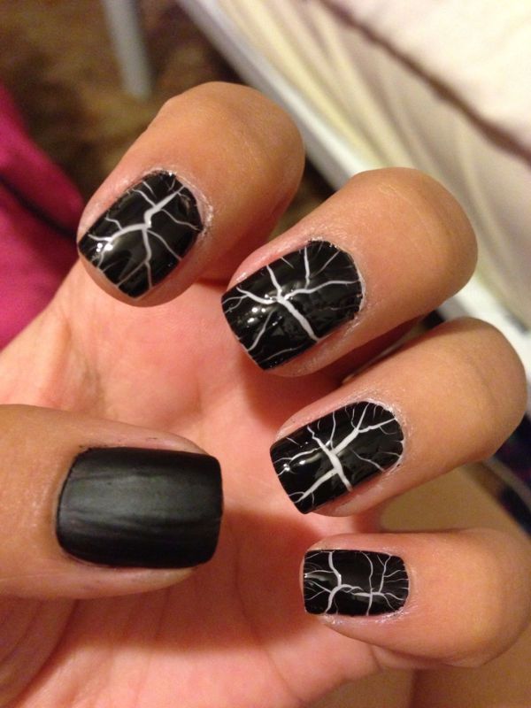 Black Nails with White Crackle Finish