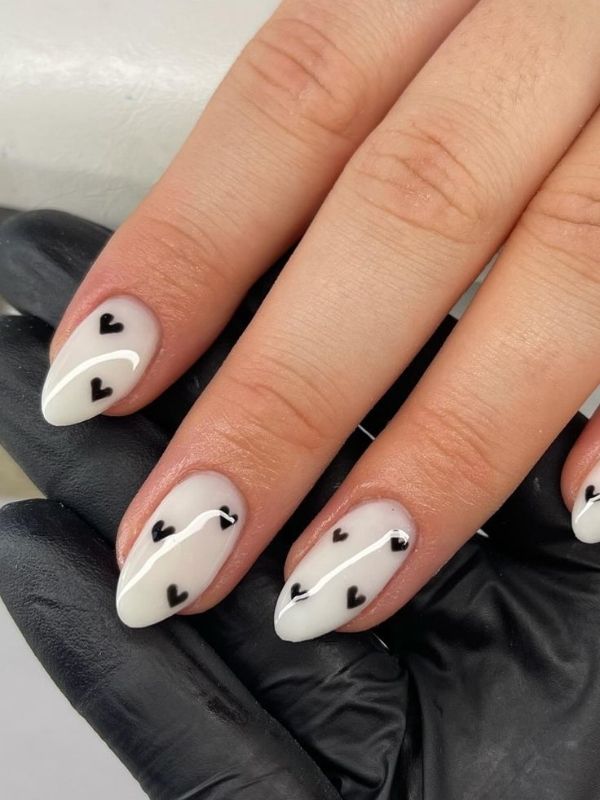 Ivory with SubtBright White with Black Minimalist nail idea