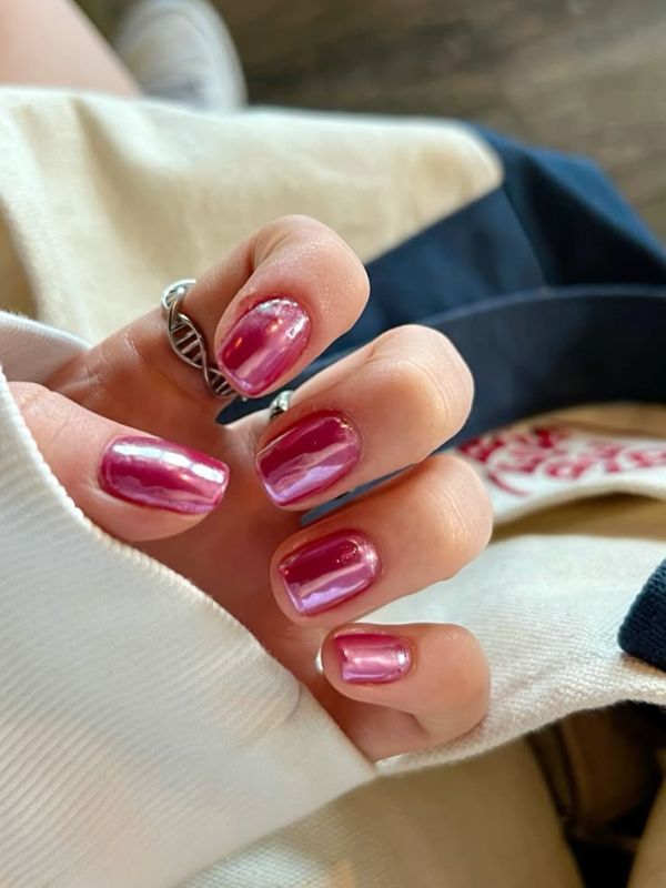 Pink Chrome Short Nails