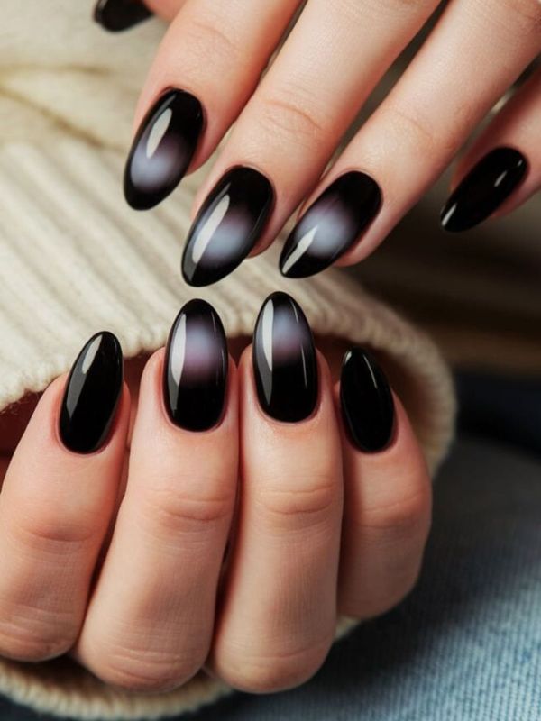 Short Black Aura Nails
