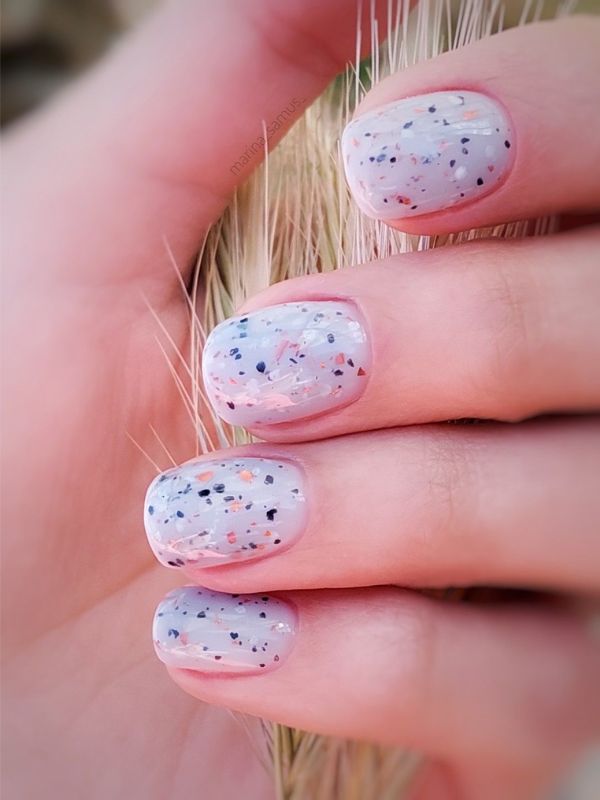 Speckled Quartz nail idea